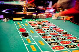 777 fishing Live Casino တွင် Baccarat Roulette ကစားသမားများ Real Dealer နှင့် ကစားနေသော မြင်ကွင်း